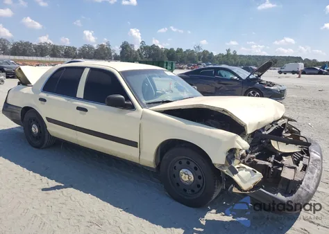 2009 Ford Crown Victoria Police Interceptor z USA, uszkodzony, nr VIN 2FAHP71V49X114895